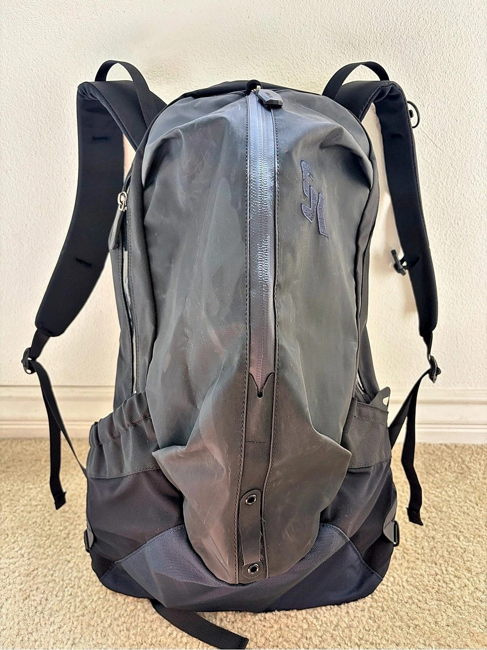 SMRTPAC ADVENTURE Black Hiking Backpack Fits 15" Laptop Sleeve